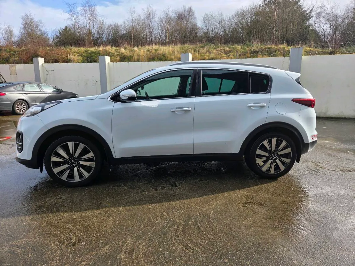 2016 Kia Sportage 3 ISG 114bhp - Image 3