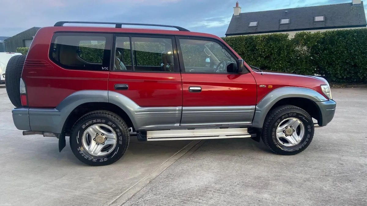 Toyota Land Cruiser - Image 3