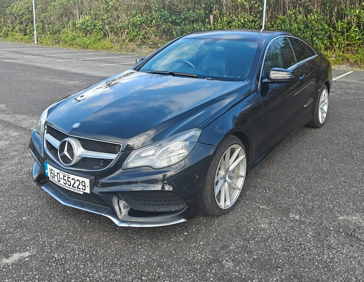 2015  AMG E220 Coupe Low Mileage - Image 4