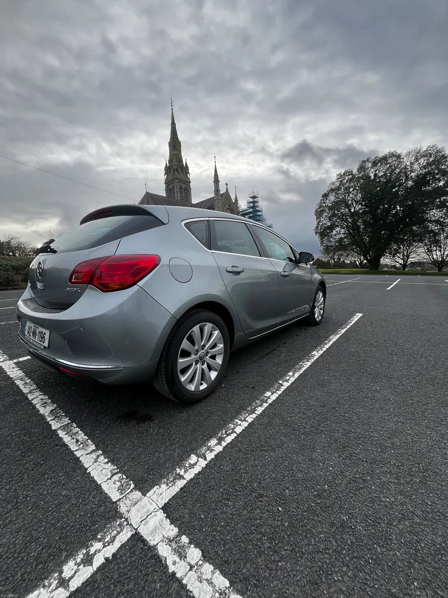 Vauxhall Astra 2014 - Image 3