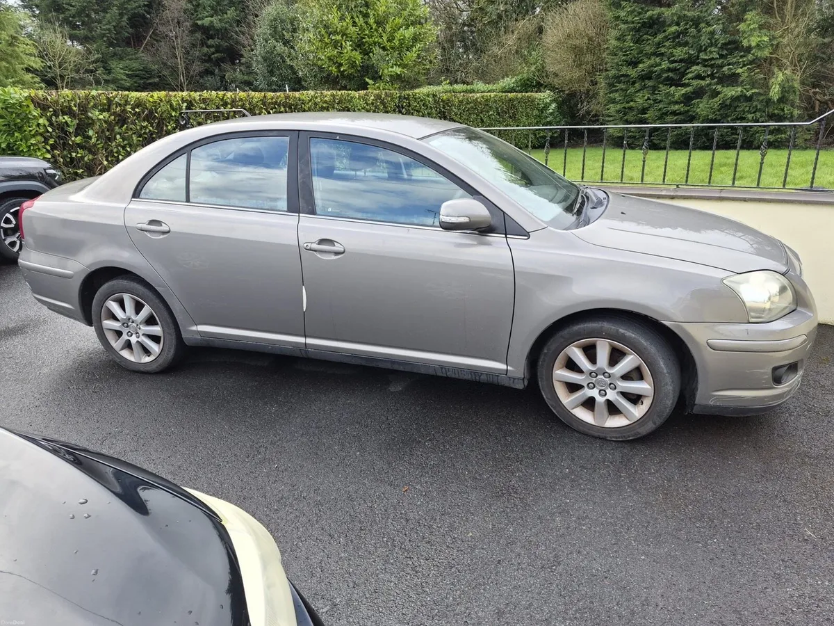 Toyota avensis - Image 3