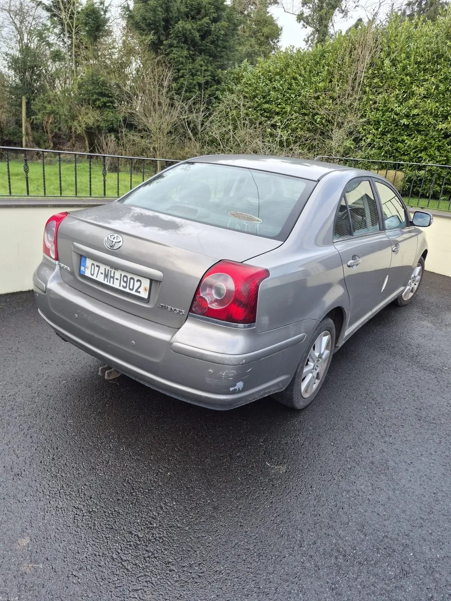 Toyota avensis - Image 2