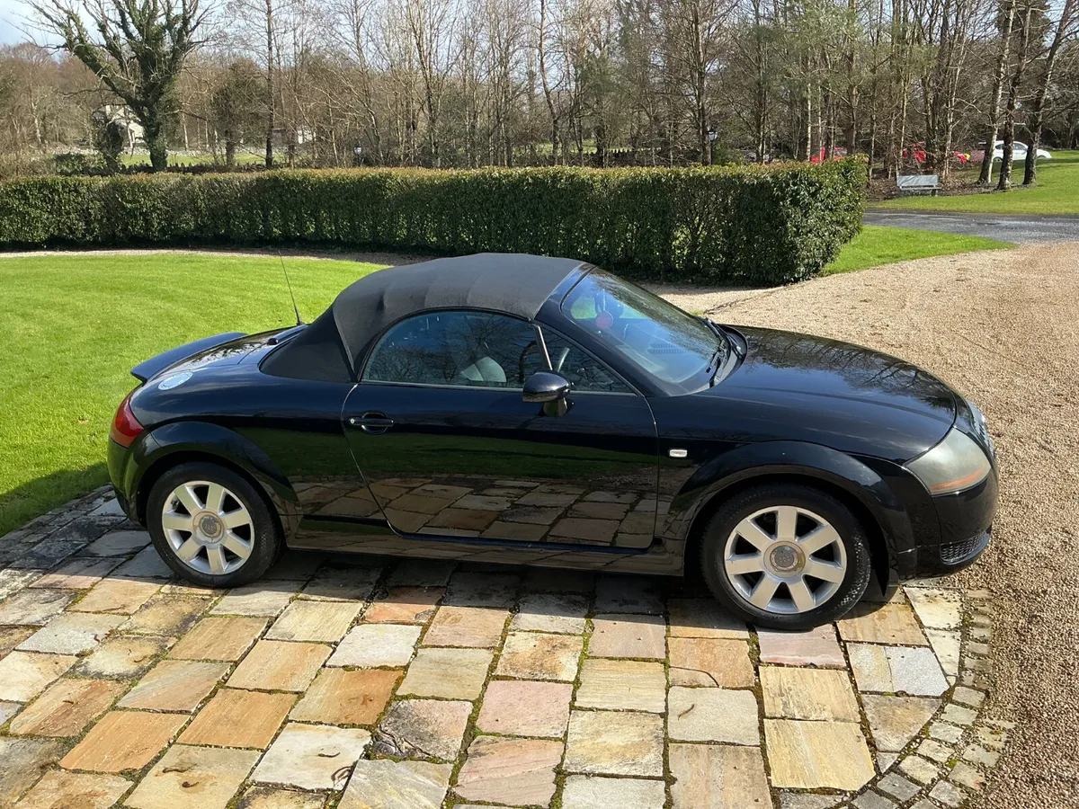 Audi TT 2004 - Electric hood - Image 3