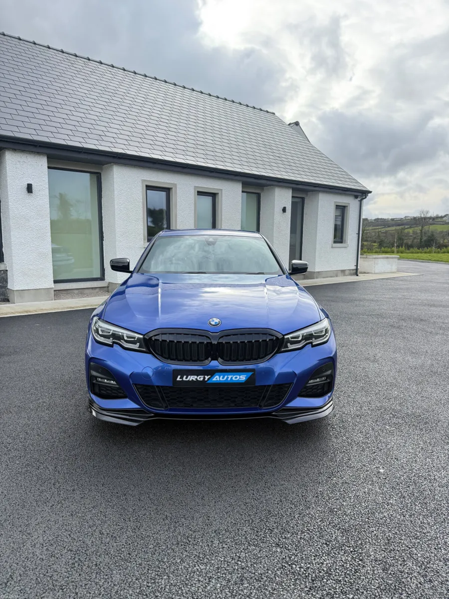 211 BMW 330E M SPORT - Image 3