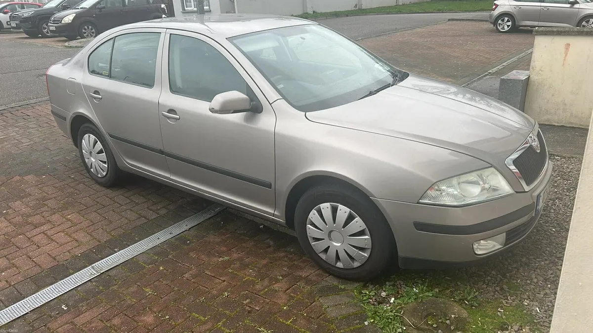Skoda Octavia 1.4 Petrol Fresh NCT - Image 1