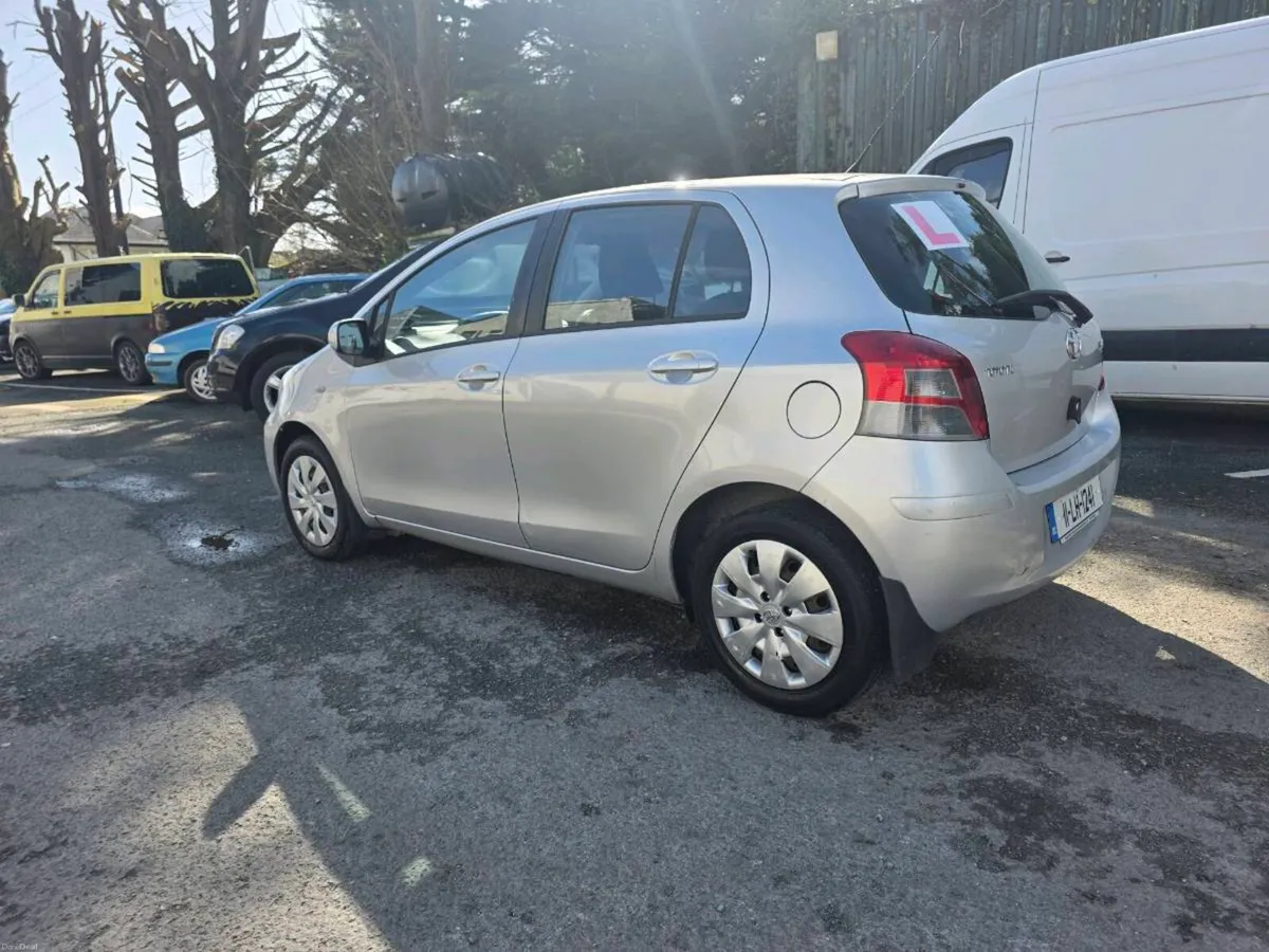 Toyota yaris automatic - Image 4