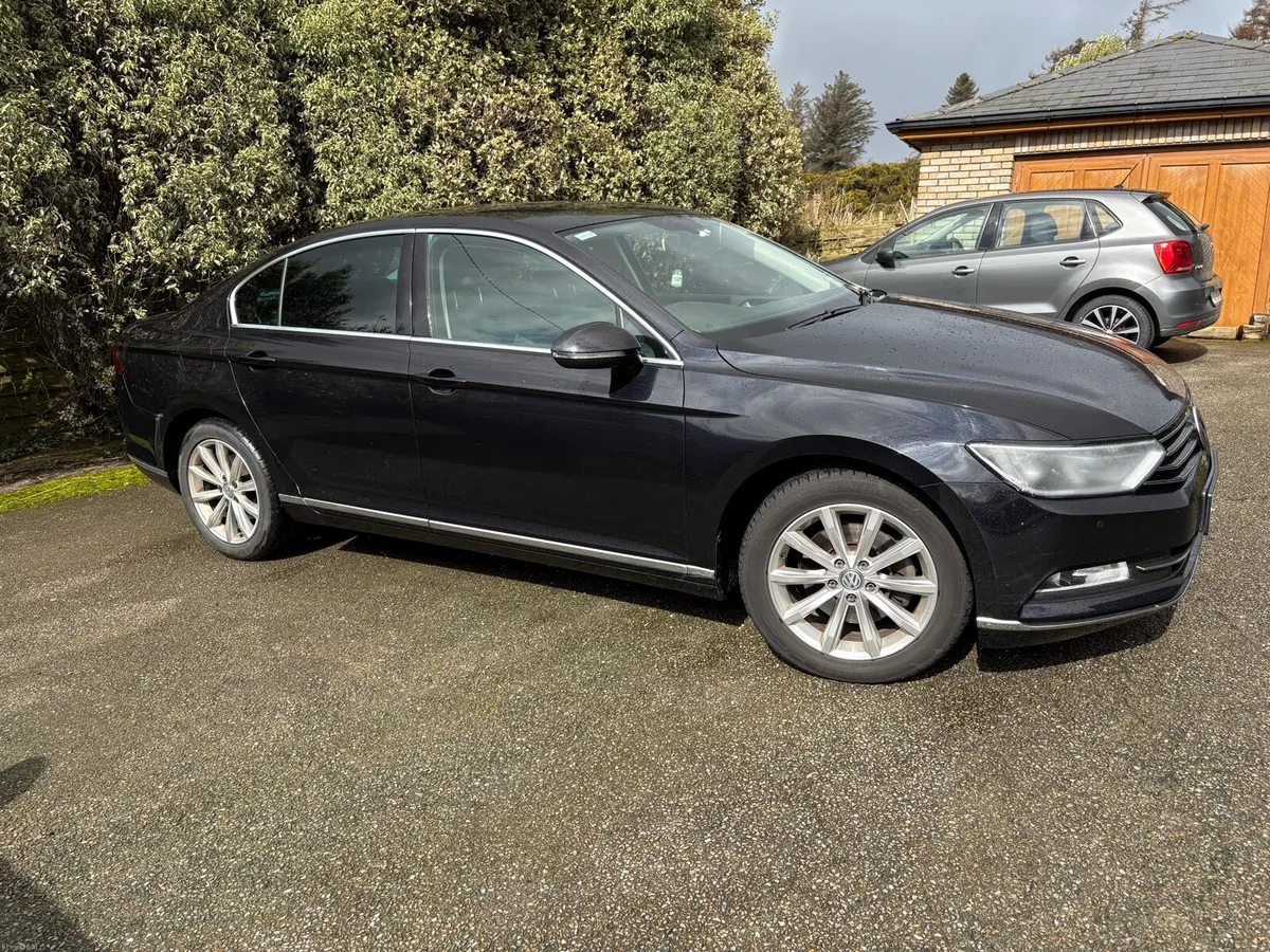 Volkswagen Passat - Image 3