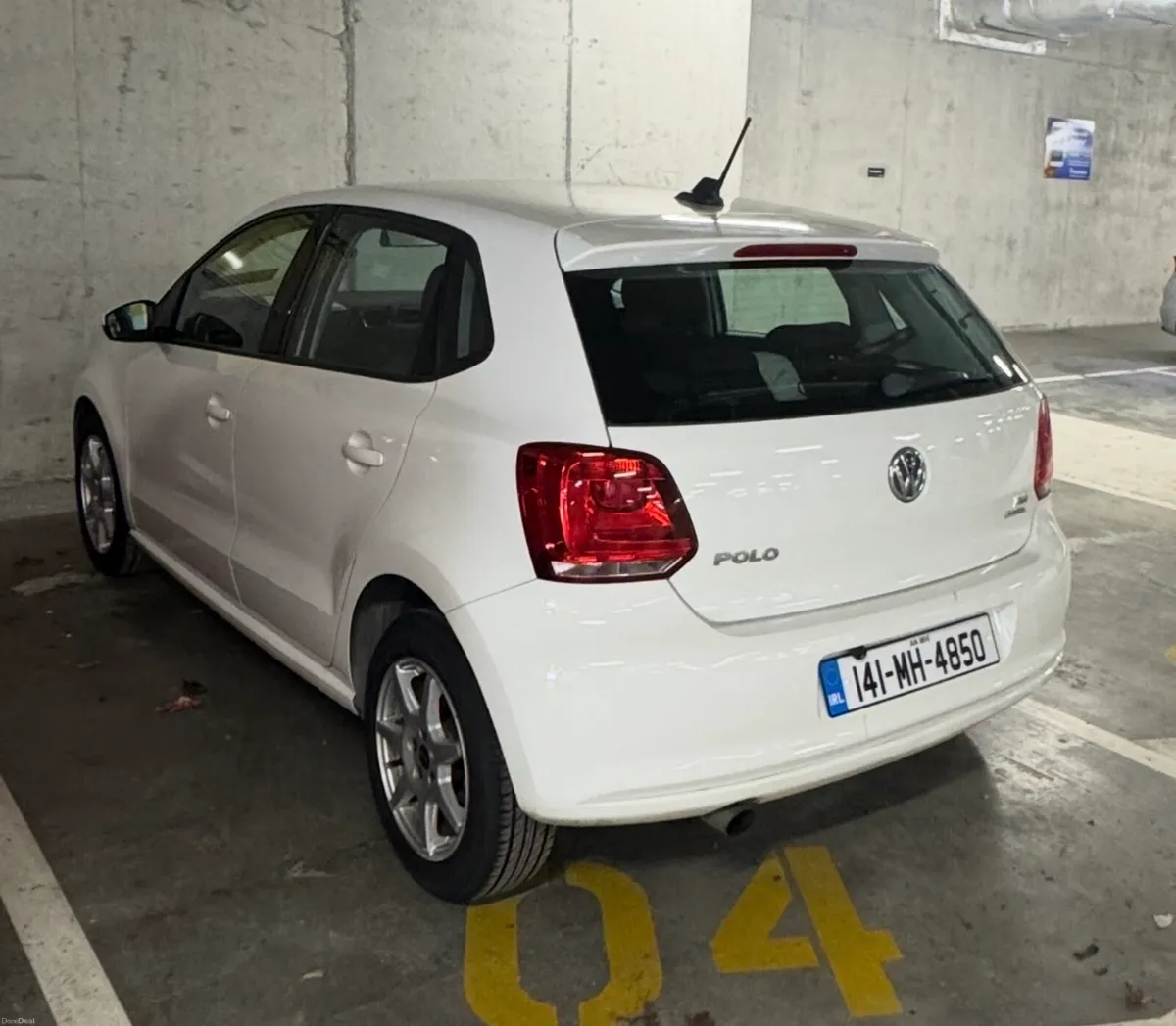 VW POLO 1.2 TSI 2014 AUTO 2 Keys 47,000KM ! - Image 1