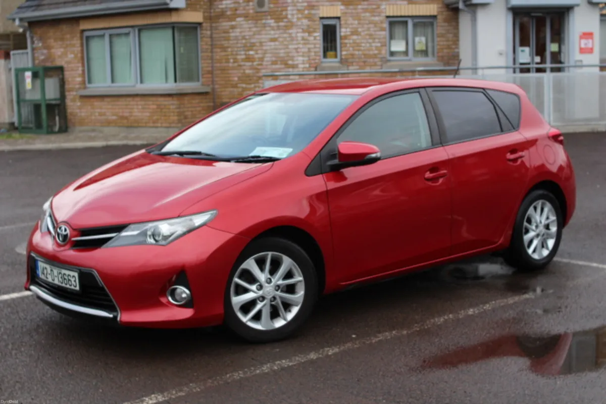Toyota Auris 2014 AURA 1.4 Diesel Fresh NCT - Image 1