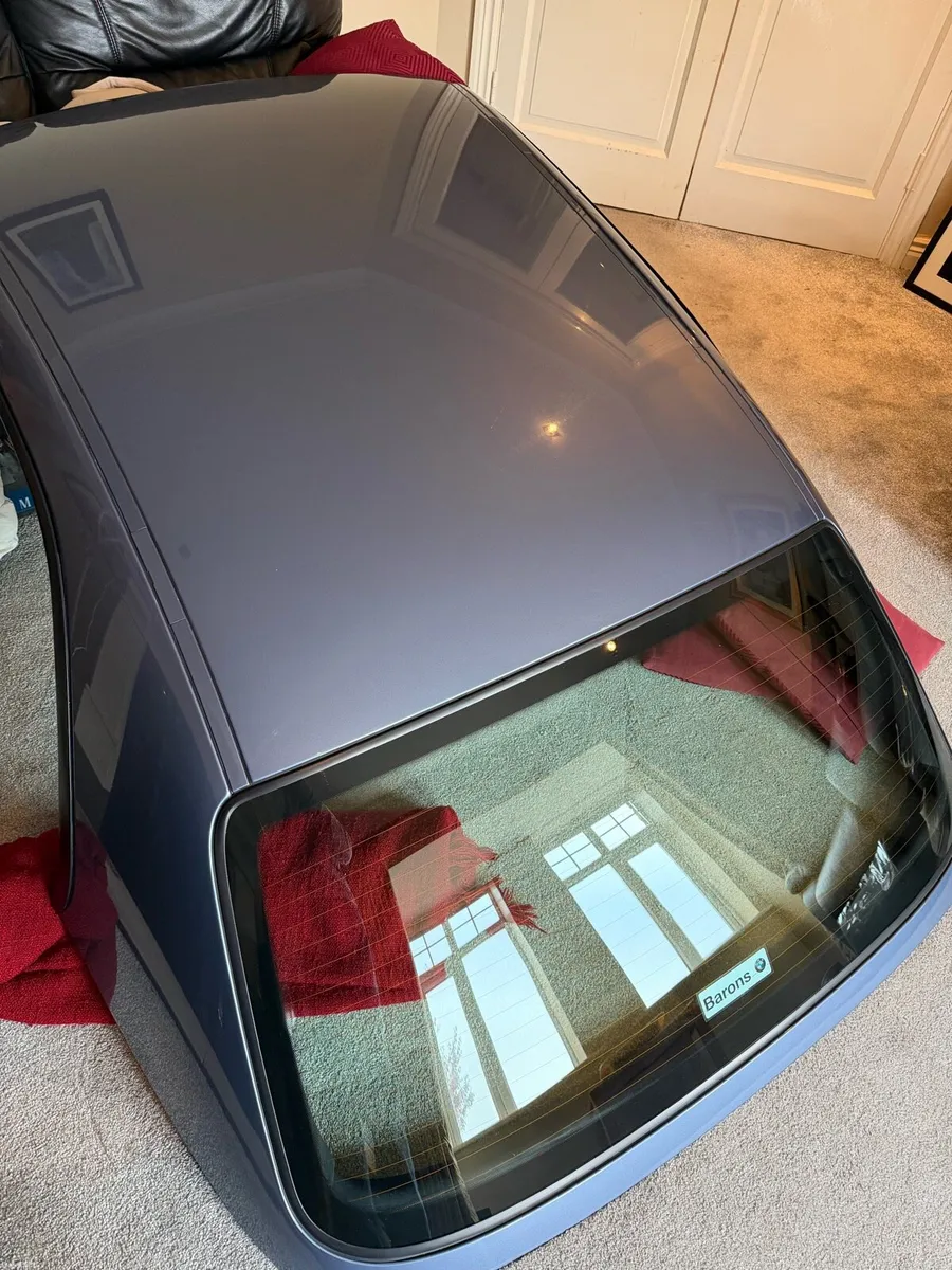 BMW convertible with hard top - Image 5