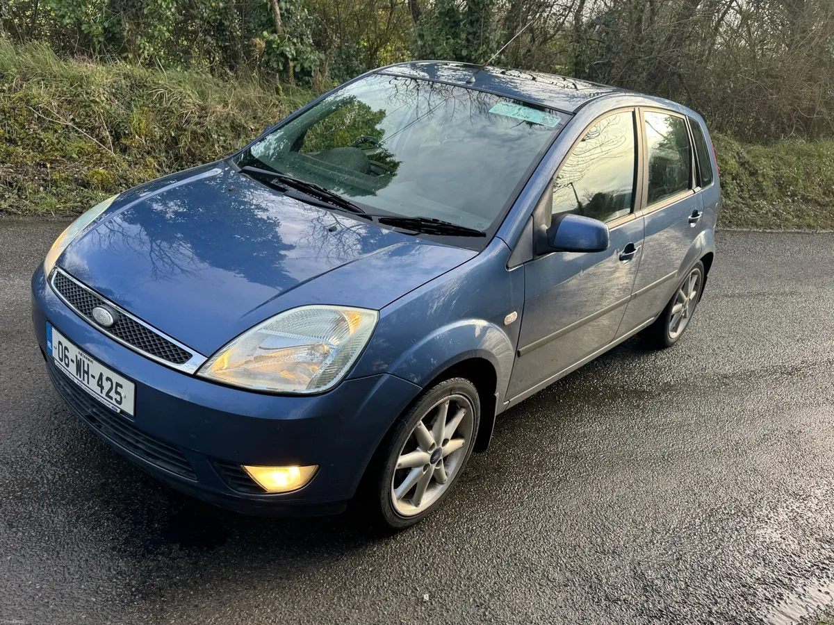 Ford Fiesta Zetec - Image 4