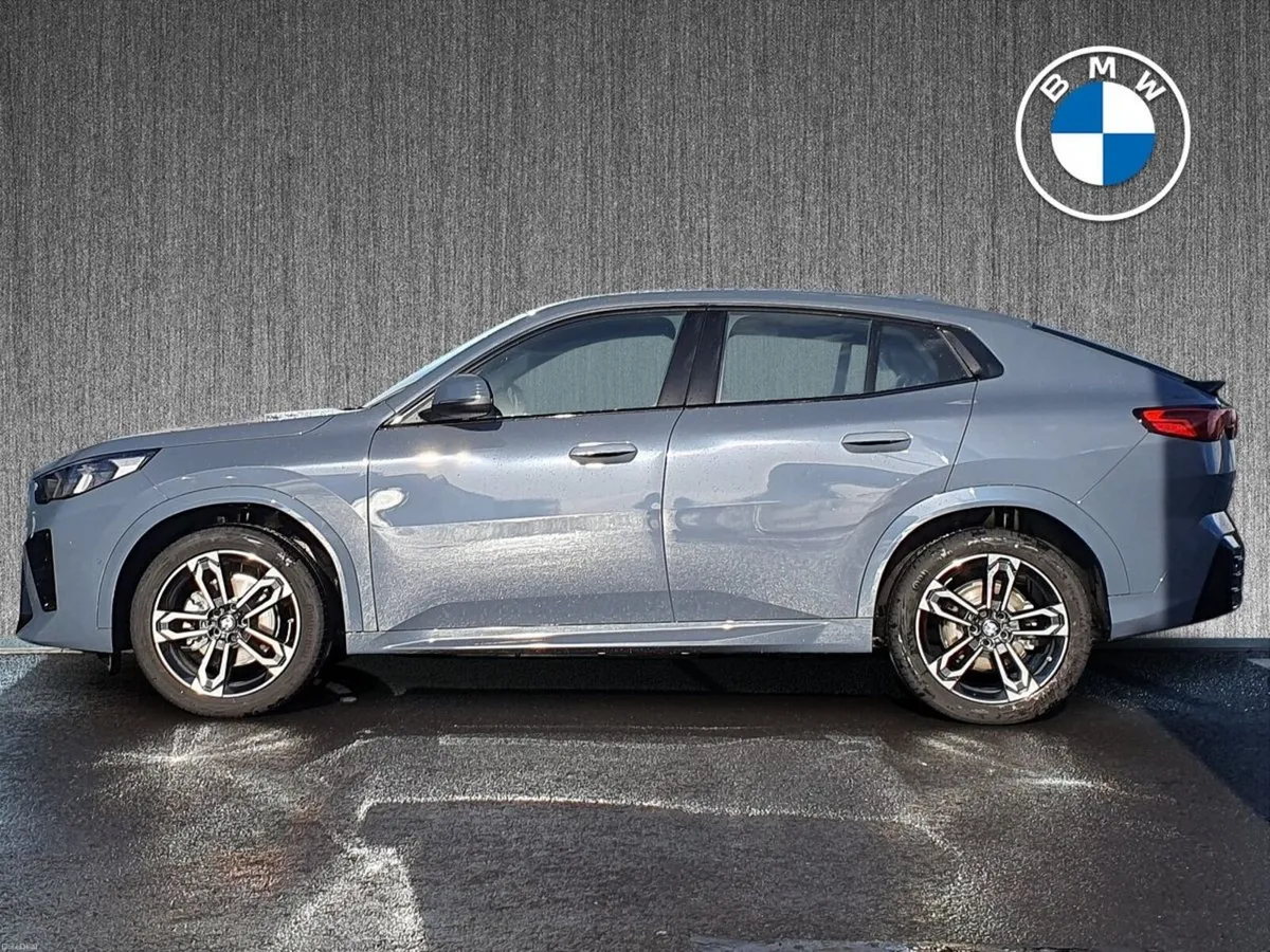 BMW iX2 eDrive20 M Sport - Image 3