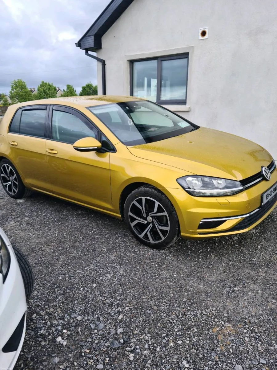 VW Golf 1.6TDI 2018 low mileage - Image 2
