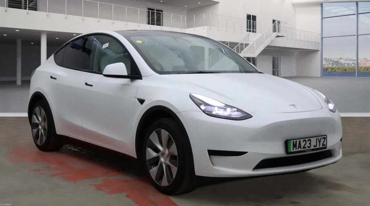 Tesla Model Y RWD 2023 - Image 1