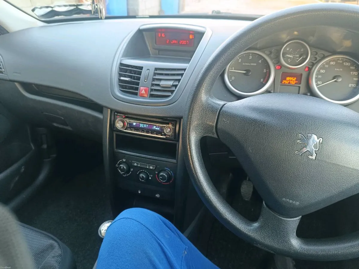 Peugeot 207 1.4 HDI - Image 3