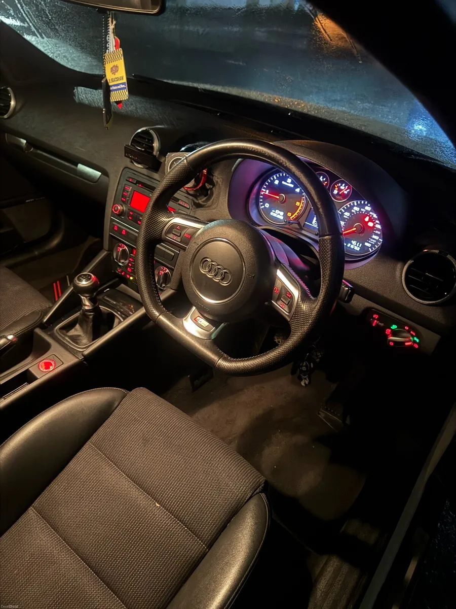 2012 Audi A3 S-Line 2.0 TDI Black Edition - Image 4