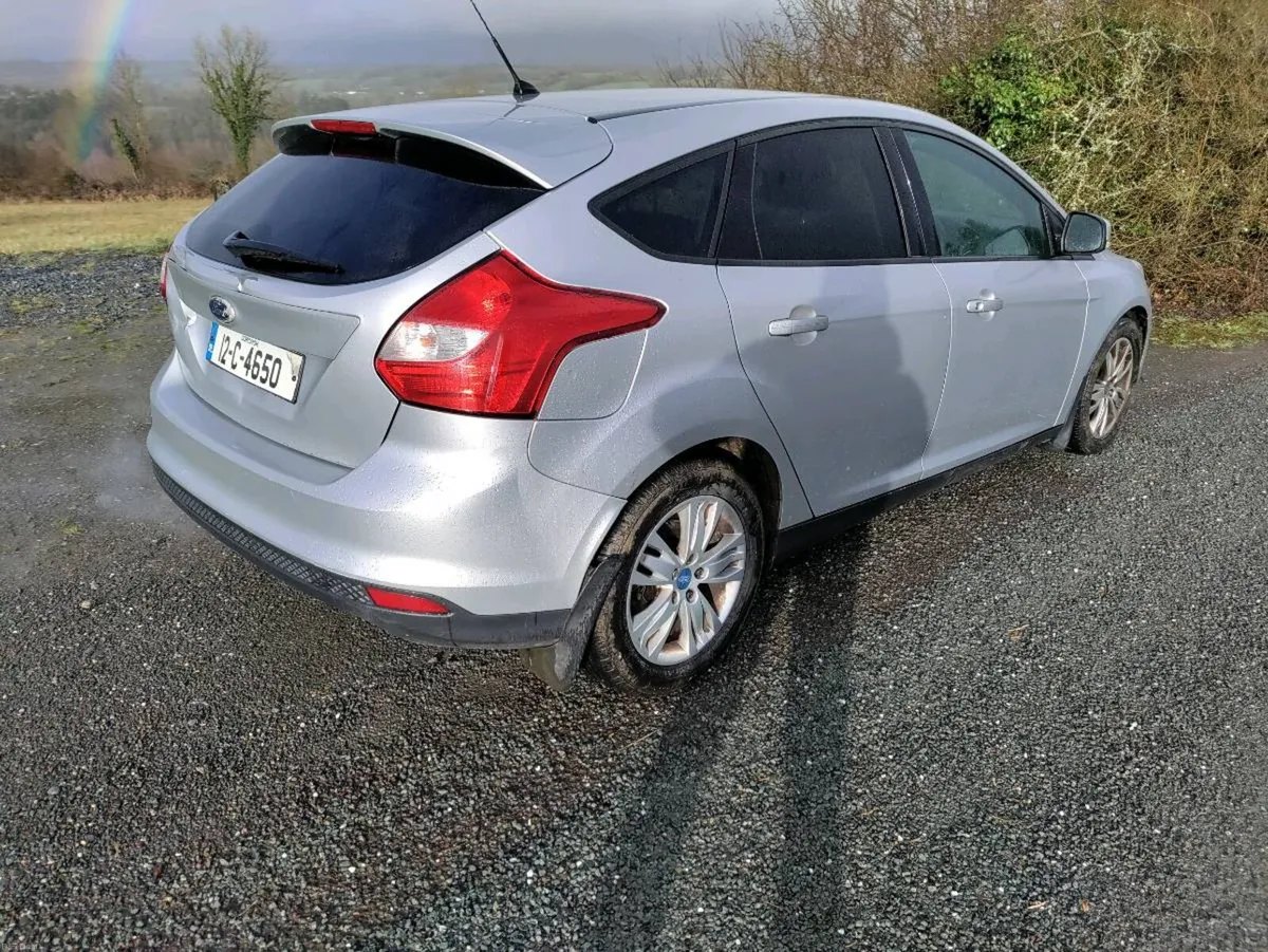 Ford Focus - Image 5