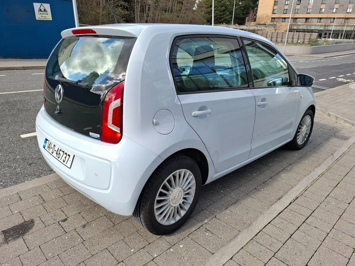 Volkswagen up! 2014 - Image 3