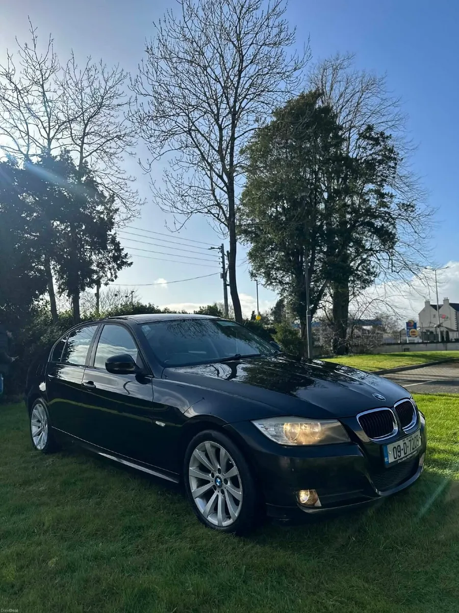 2009 BMW 318i   2.0 PETROL LCI AUTOMATIC 3250€ - Image 1