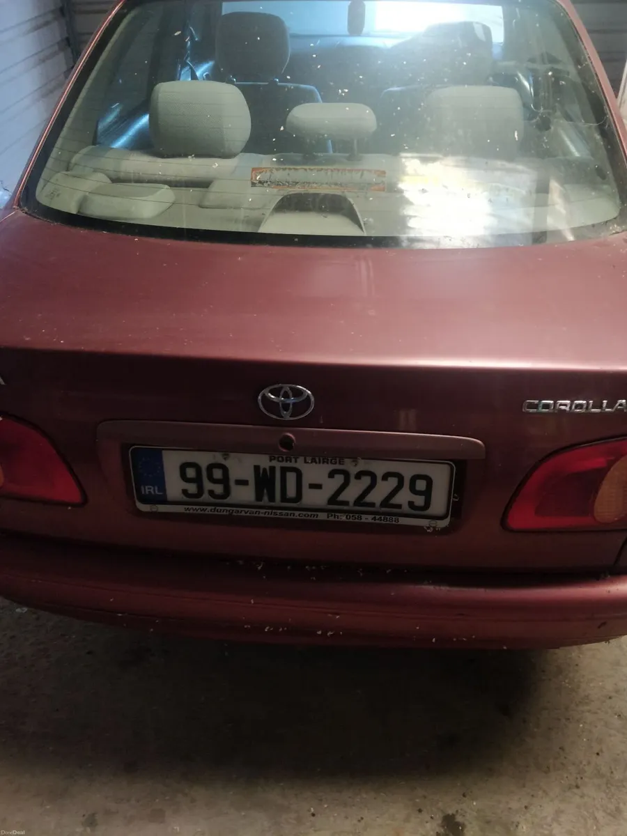 Toyota Corolla 1999 - Image 1