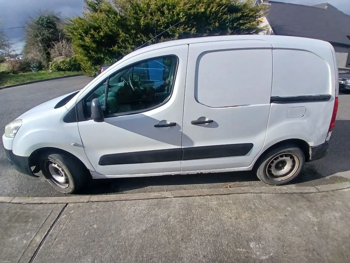 Peugeot Partner 2011 - Image 3