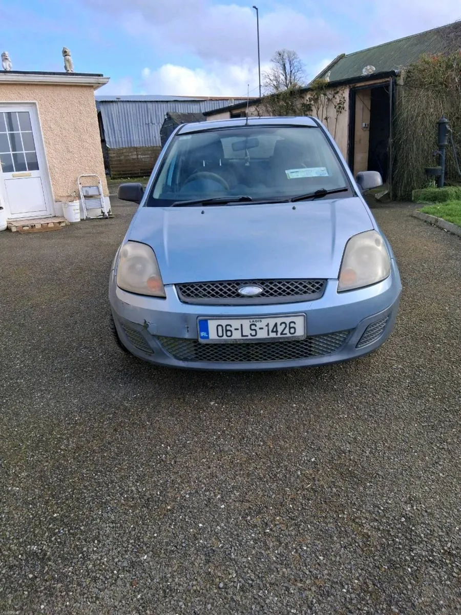 Ford fiesta lx - Image 4
