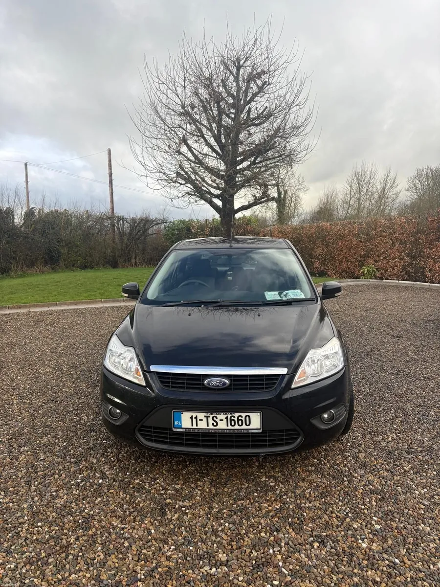 Ford Focus 2011 - Image 2