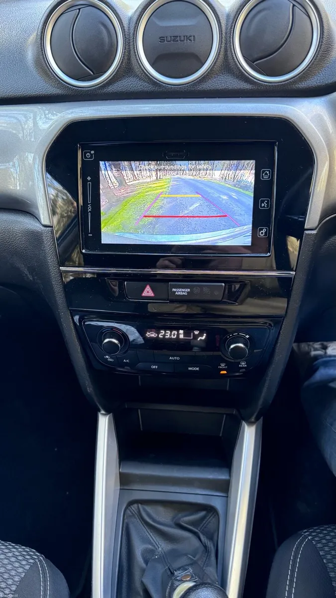 Car - Image 6