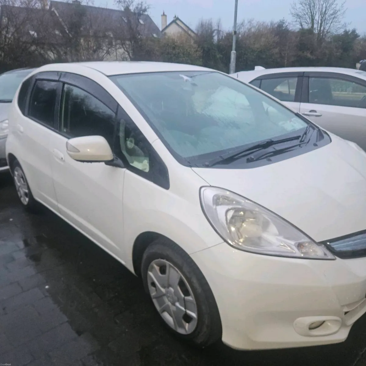 Honda fit 1.3 cc,2011
Petrol,hybrid :automatic - Image 2