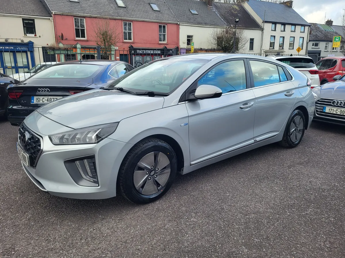 Hyundai Ioniq PREMIUM HEV, Self-Charge Hybrid, FSH - Image 2