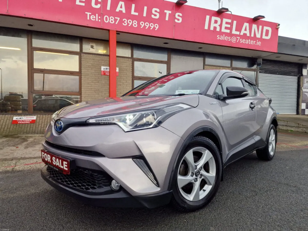 Toyota C-HR HYBRID LUNA 4DR AUTO - Image 1