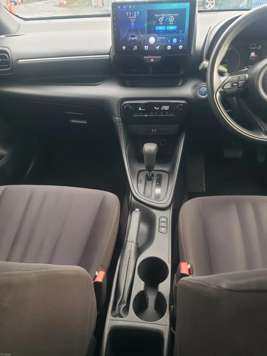 Toyota Yaris 2021 - Image 3