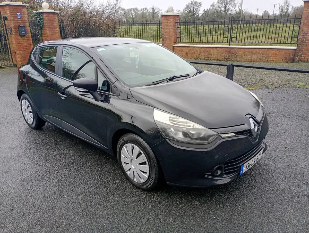Renault Clio - Image 2