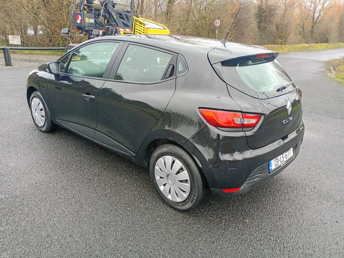Renault Clio - Image 4