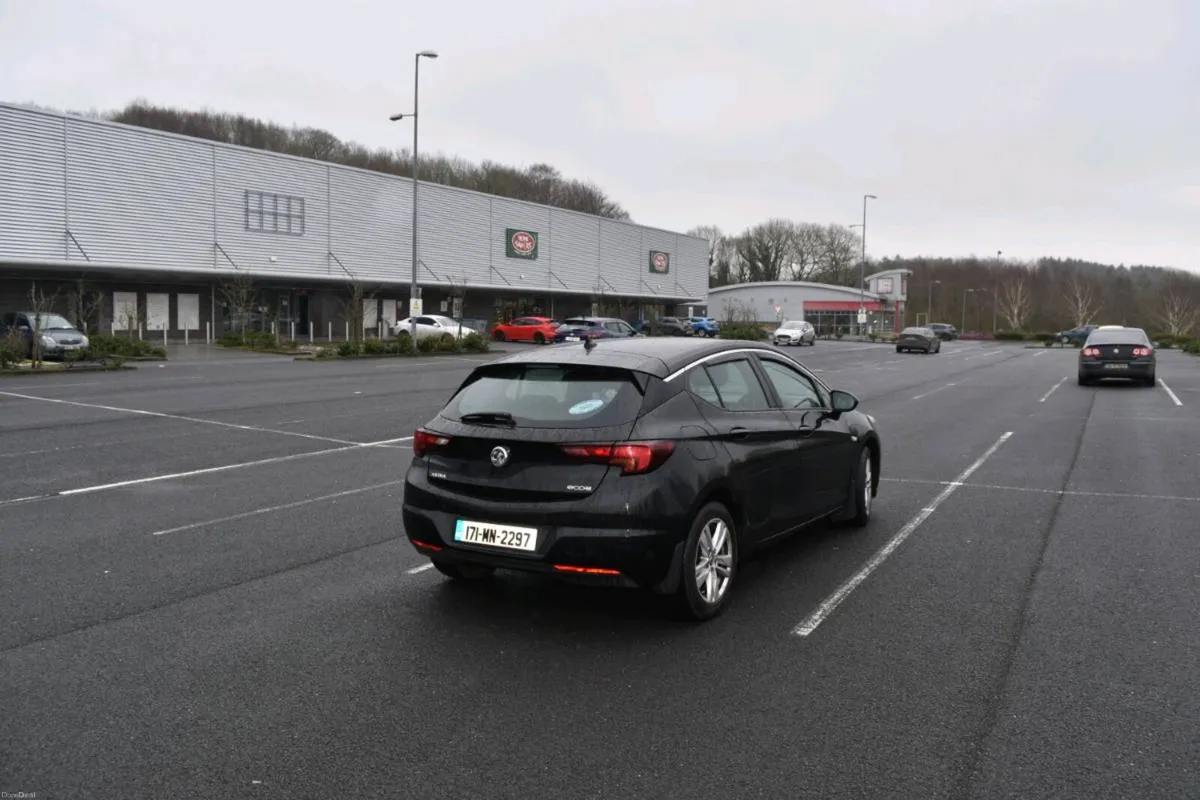 2017 Astra 1.6 CDTI new NCT
Low mileage - Image 4