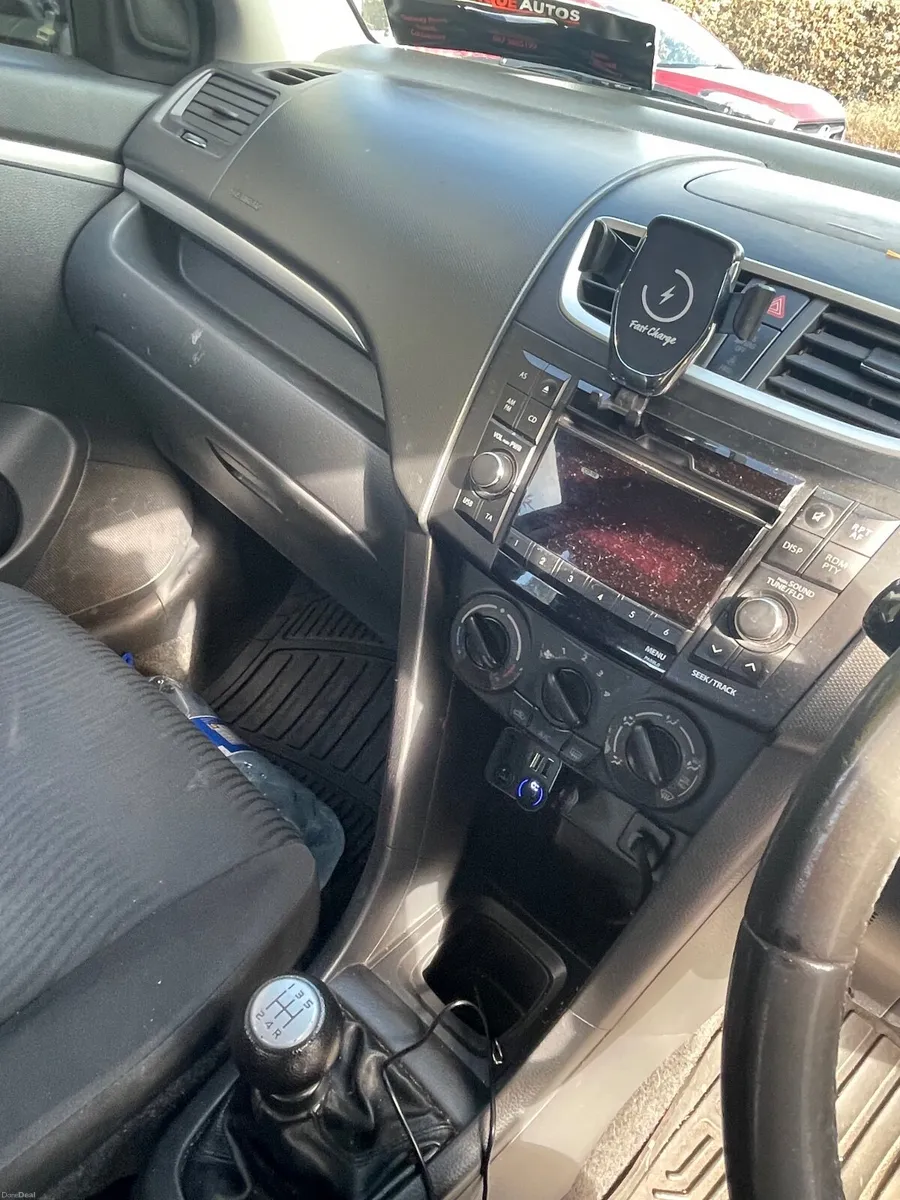 Suzuki Swift 2012 - Image 4