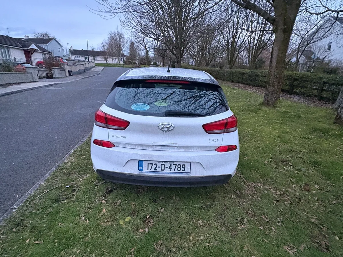 Hyundai i30 Delux diesel Nct 0727 tax 0127 - Image 3