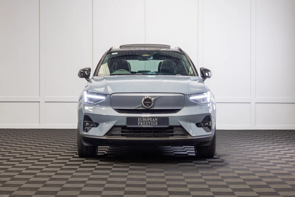 232 Volvo XC40 Recharge Ultimate - Image 2