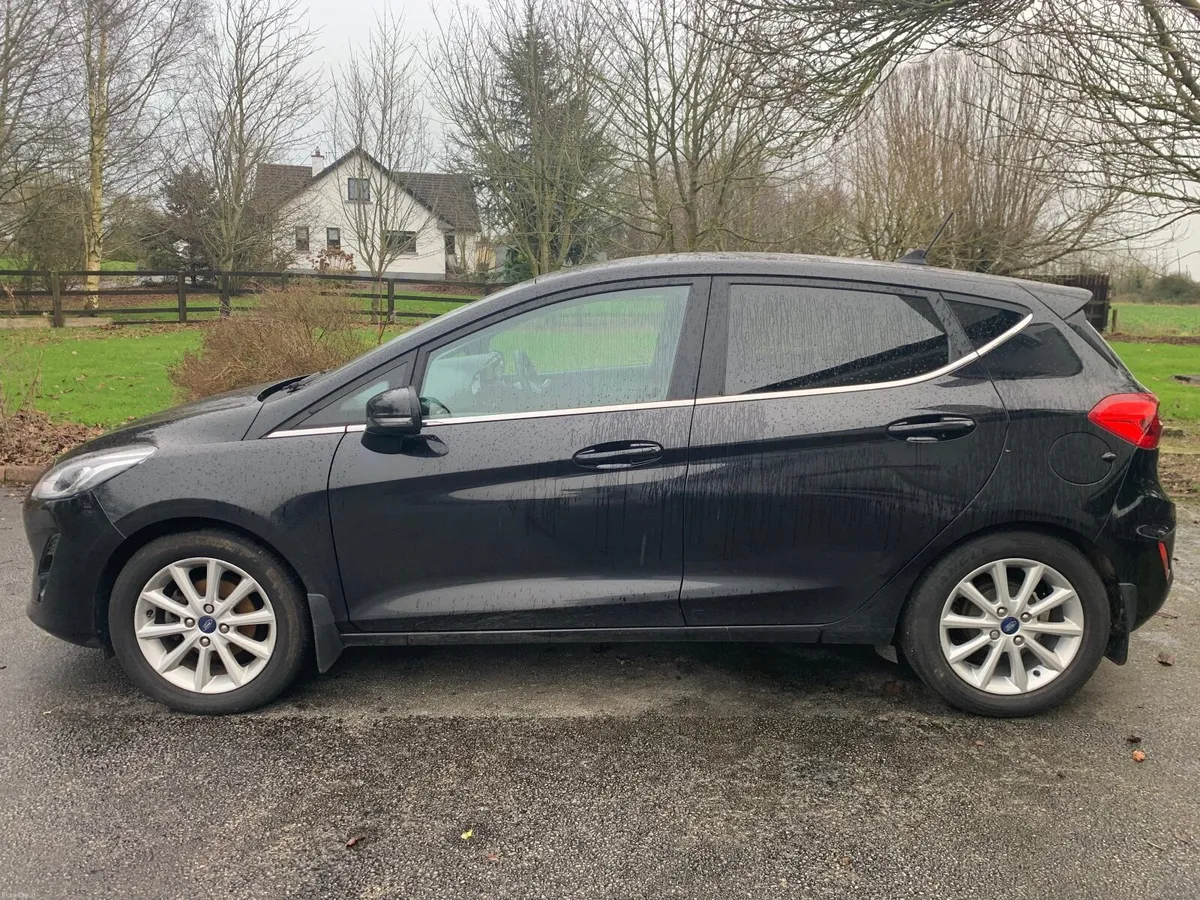 Ford Fiesta 2020 - Image 2