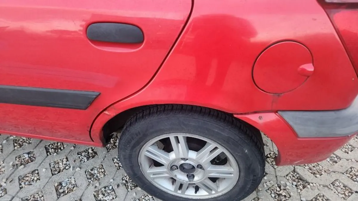 2002 Ford Fiesta - Image 3