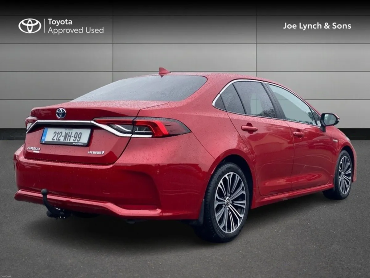 Toyota Corolla COROLLA HYBRID LUNA SPORT - Image 2