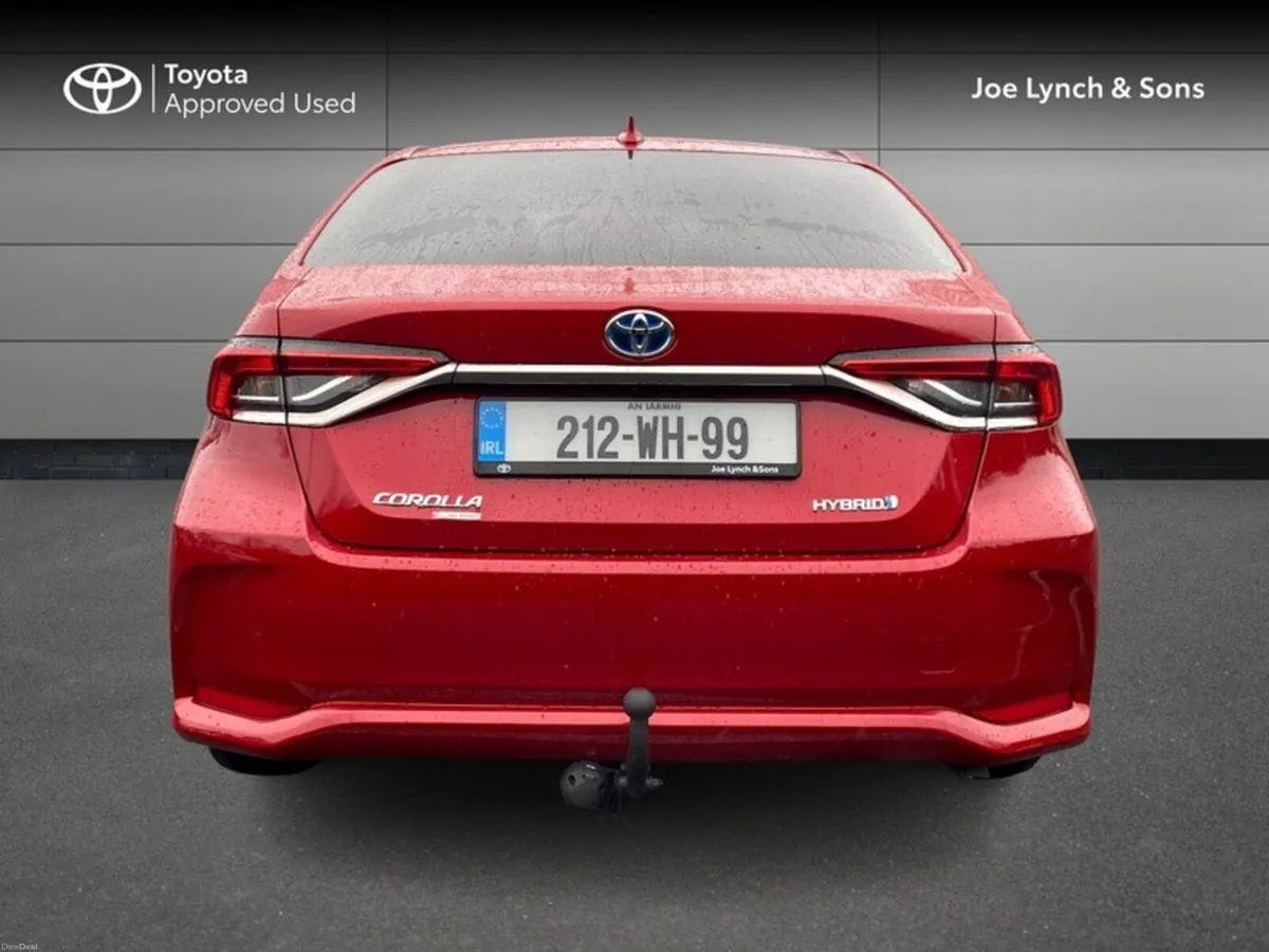 Toyota Corolla COROLLA HYBRID LUNA SPORT - Image 4