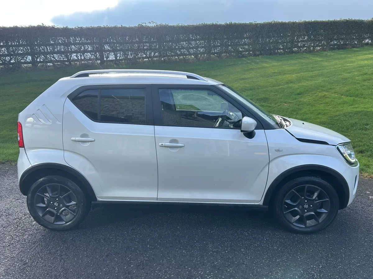 2023(232) Suzuki Ignis 1.2 petrol/hybrid auto 10km - Image 4