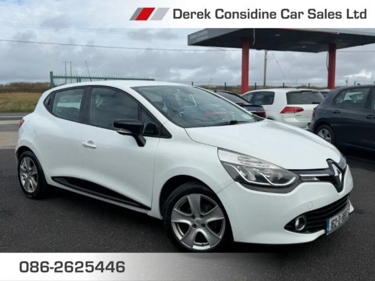 Renault Clio IV Dynamique NAV 1.2 4DR - Image 1
