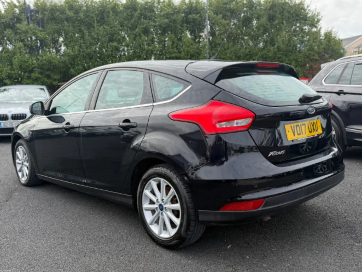 Ford Focus TITANIUM TDCI - Image 4