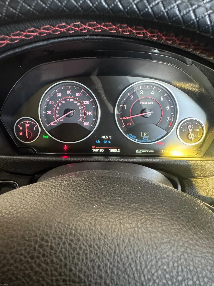 BMW 3-Series 2017 - Image 3