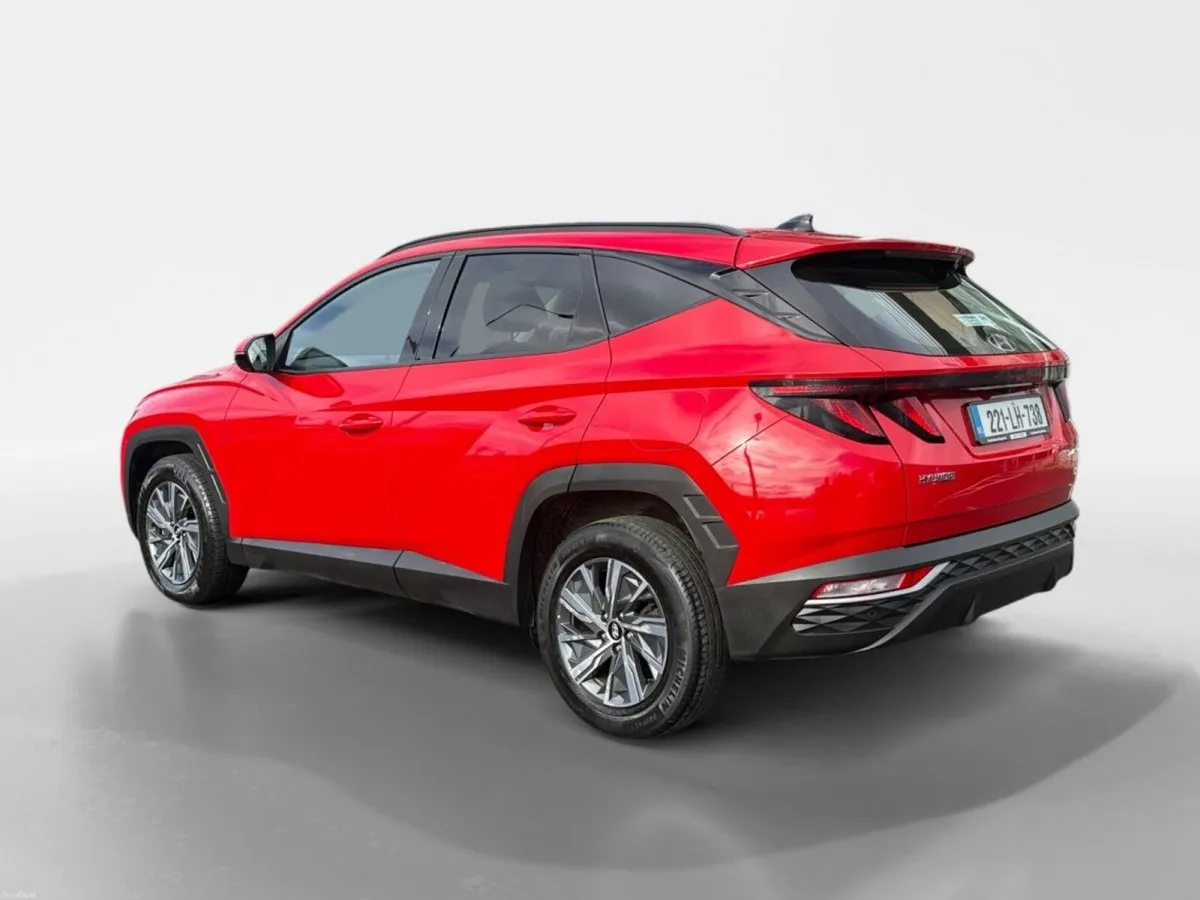 Hyundai Tucson 2WD Executive HEV Auto - Image 4