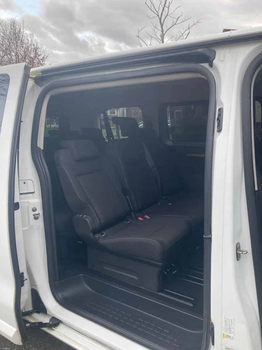 Toyota Proace Verso Family Ed. 2017 8 Seater - Image 3
