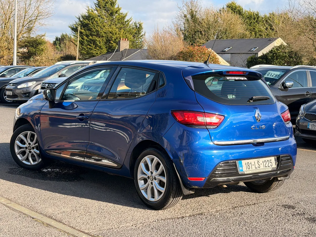 Renault Clio 2018 1.2 petrol - Image 4