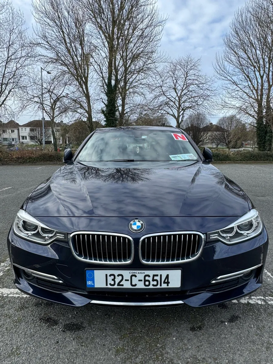 BMW 320d Luxury Edition Automatic- Only 61.000 KM - Image 2